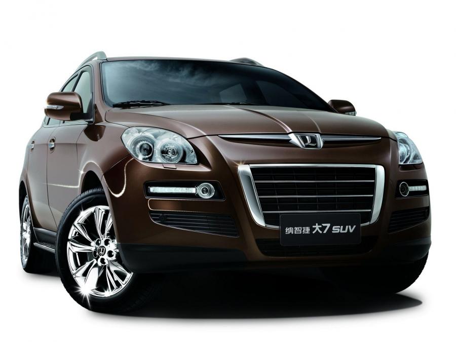  Luxgen 7 SUV 2010 года  (фото 4 из 16)